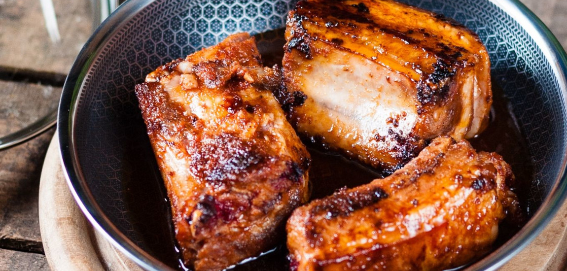 Jajka sadzone smażone na patelni